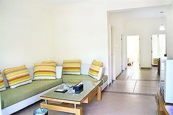 Sanya Tujia Vacation Rentals- Sanya Bay 2*,  Chiny